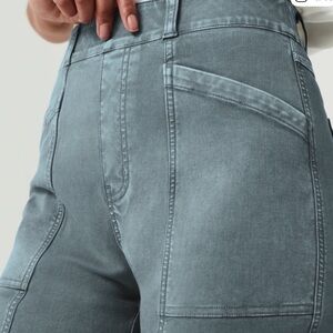 Spanx Stretch Twill Straight Leg Elastic Waist Ankle/Cropped Gray Pants‎ Size S